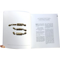English version, soft cover CLASPS, 4,000 Years of Fasteners in Jewellery