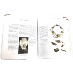B-English version, soft cover, CLASPS, 4,000 Years of Fasteners in Jewellery, buy on line
