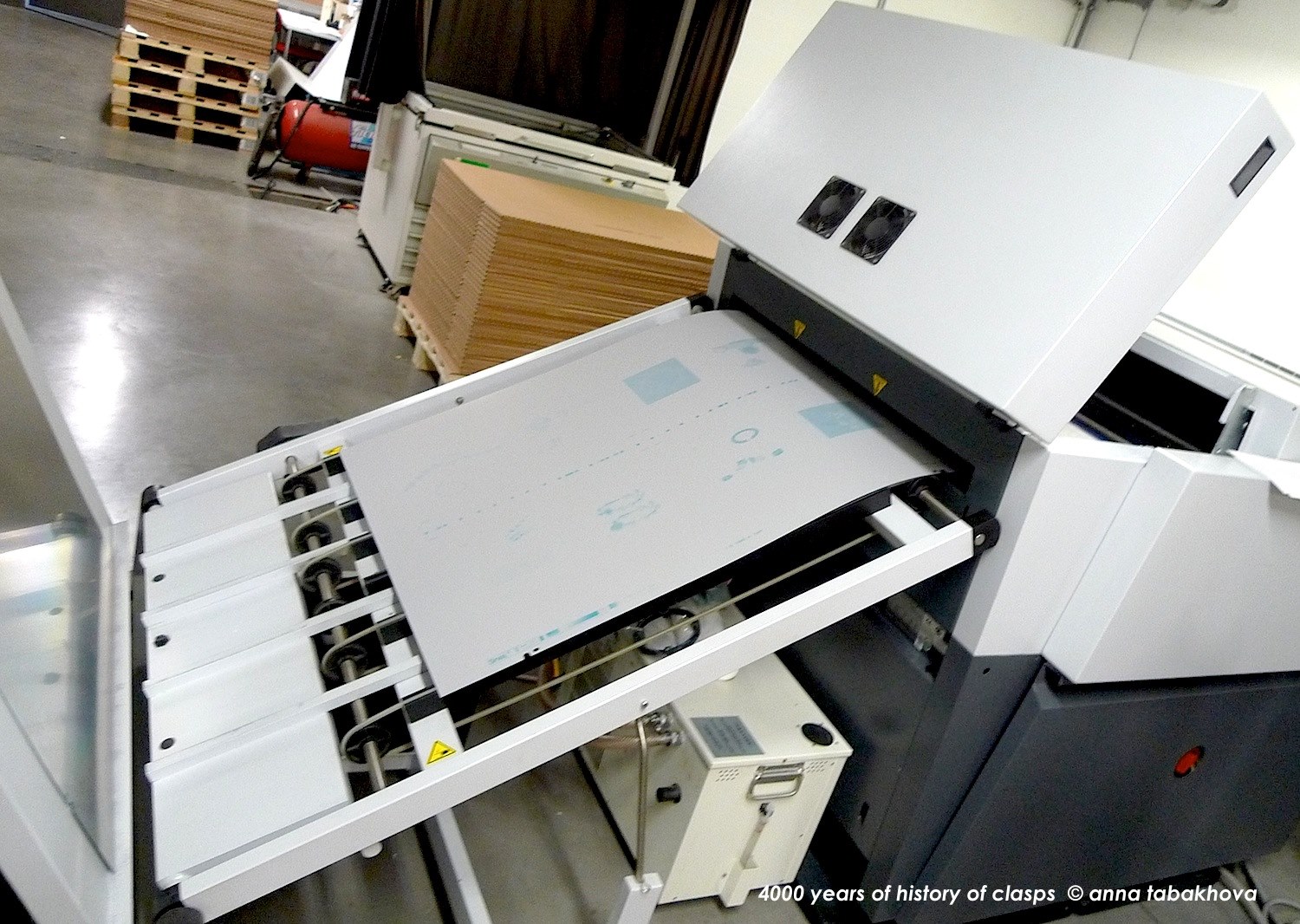 Le fermoir en bijouterie, par Anna Tabakhova, reportage imprimerie, Editions Terracol